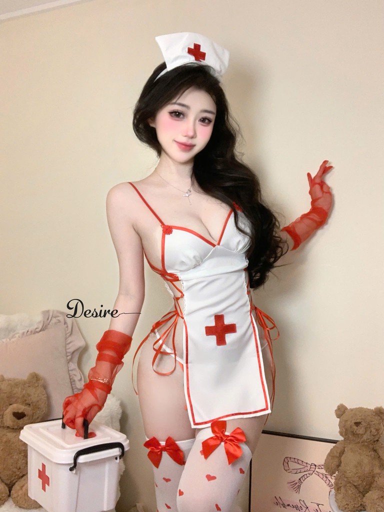Desire Store, Bộ đồ ngủ Cosplay cô y tá đầy đủ phụ kiện sexy gợi cảm DESIRE VN-2884 image 8 of 10