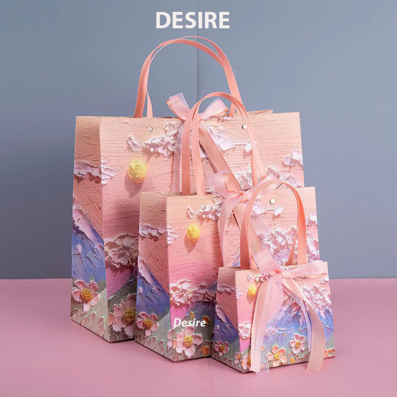 Desire Store, Túi Giấy Quà Tặng In Tranh Nghệ Thuật Cao Cấp sang Hộp quà đẹp TQ-01 image 5 of 14