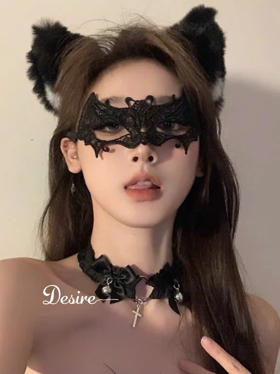 Desire Store, Mặt nạ hoá trang chất REN mềm quyến rũ DESIRE MN-001 image 5 of 17