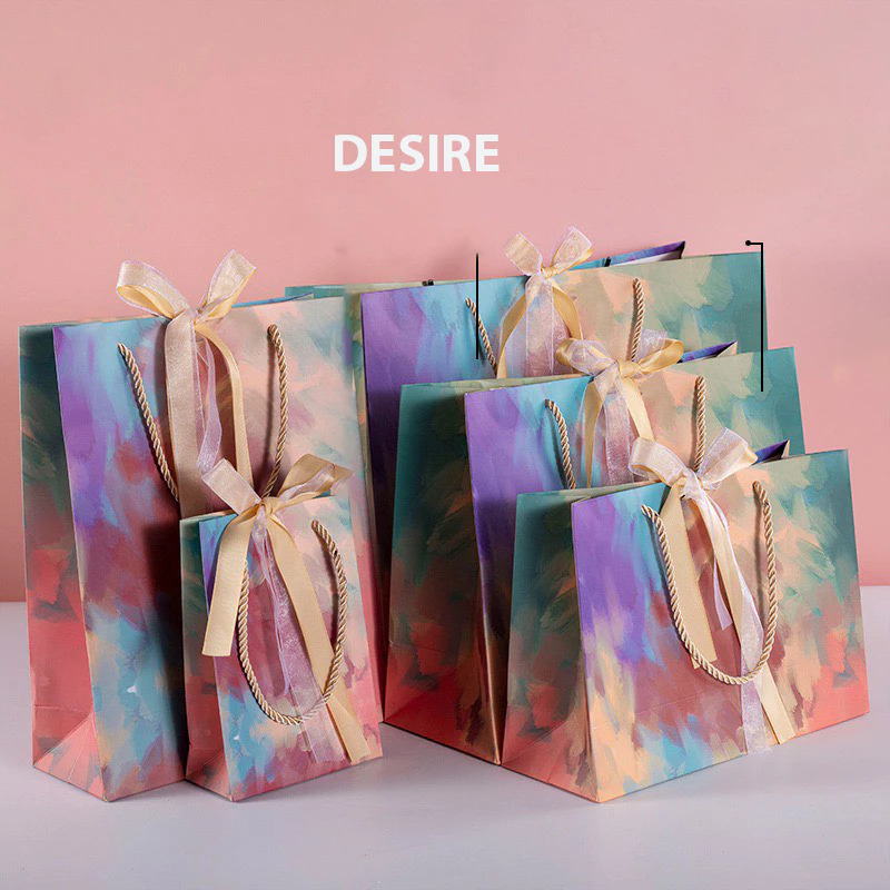 Desire Store, Túi giấy đựng quà sang trọng hoạ tiết tranh sơn dầu hình chữ nhật hộp quà thắt nơ lụa túi quà TQ-02 image 4 of 15