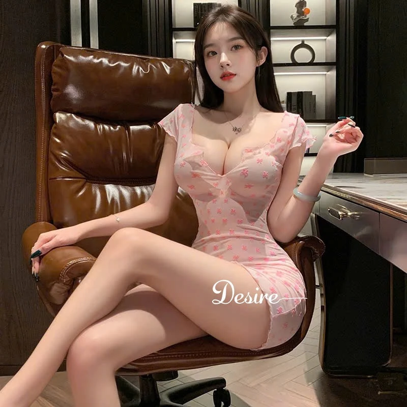 Desire Store, Váy Ngủ Gợi Cảm Ôm Body Họa Tiết Nơ Hồng Xuyên Thấu - Đầm Ngủ Sexy Cổ V Sâu Quyến Rũ T694 image 3 of 7