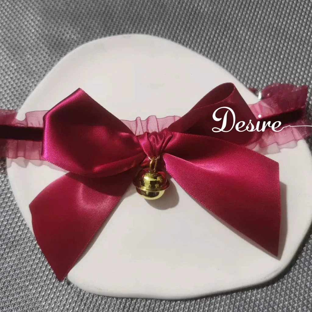 Desire Store, Vòng cổ Chocker bằng ren phối chuông xinh xắn - Phụ kiện Cosplay sexy VC-005 - Đỏ image 7 of 7
