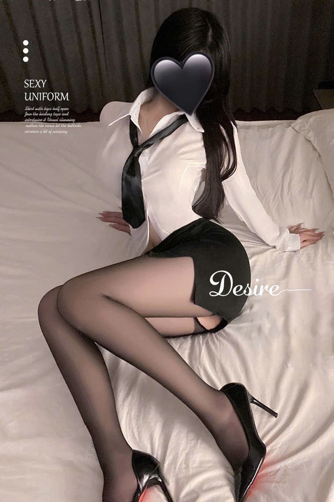 Desire Store, Set Cosplay Cô Thư Ký Gợi Cảm- Sơ Mi Trắng Xuyên Thấu Phối Chân Váy Ngắn Body Kèm Cà Vạt DESIRE VN-416 image 4 of 11