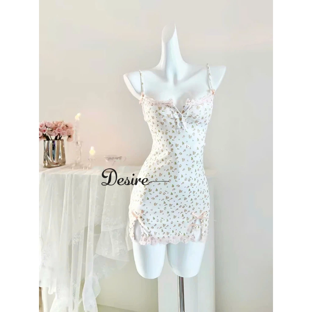 Desire Store, Váy Ngủ Hai Dây Hoa Nhí Phong Cách Sexy Girl - Đầm Ngủ Thun Gân Co Giãn Ôm Body Phối Nơ DESIRE C121 image 9 of 11