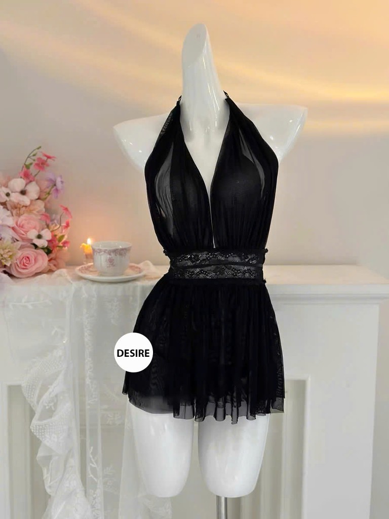 Desire Store, Váy ngủ ren yếm khoét sâu lưng kèm quần lót lọt khe gợi cảm VN-8158 image 7 of 12
