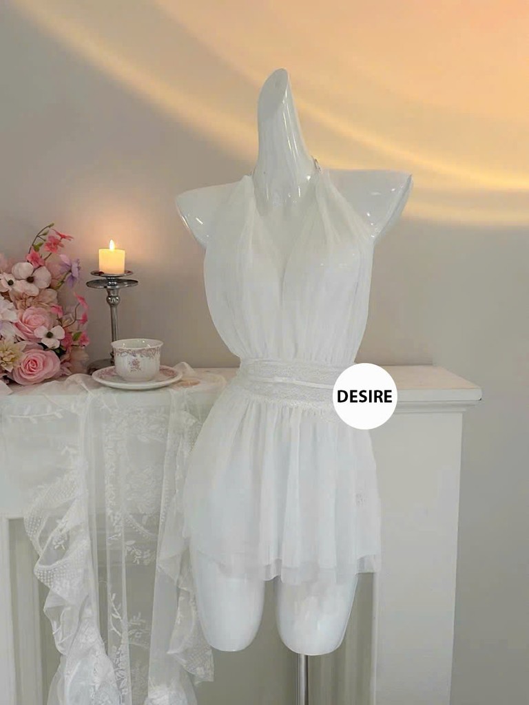 Desire Store, Váy ngủ ren yếm khoét sâu lưng kèm quần lót lọt khe gợi cảm VN-8158 image 5 of 12
