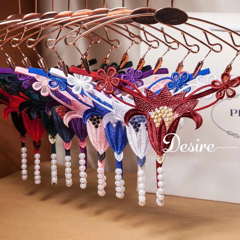 Desire Store, Quần lót lọt khe hình cánh bướm sexy gợi cảm QL-2242 - Màu ngẫu nhiên, 3 quần image 12 of 12