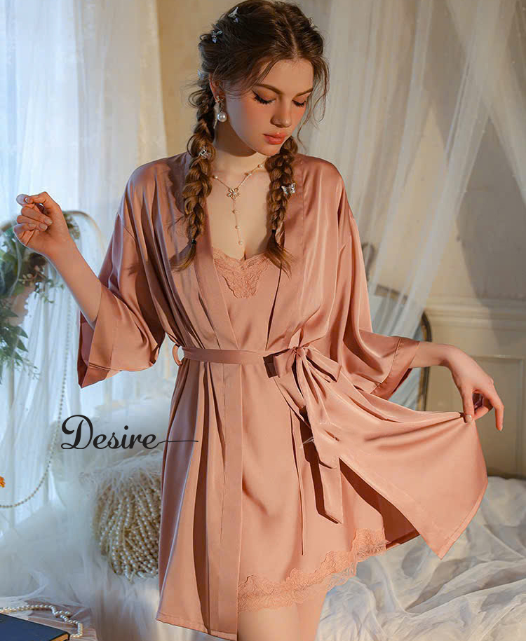 Desire Store, Áo choàng ngủ lụa tay ống rộng cao cấp Áo choàng cô dâu gợi cảm Bride hàng loại 1 VN-84301 image 11 of 15
