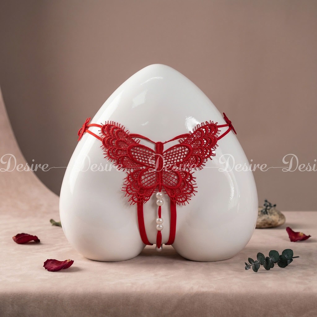 Desire Store, Quần lót ren lọt khe xẻ đáy đính sexy gợi cảm QL-015 - Đỏ, Lẻ 1 quần image 5 of 11