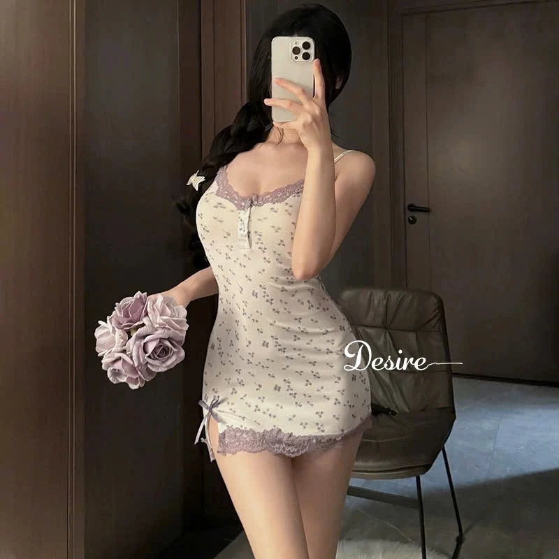 Desire Store, Váy Ngủ Nữ Hai Dây Họa Tiết Hoa Nhí Tím - Chất Thun Co Giãn Mềm Mại Có Mút DESIRE W03 image 3 of 11