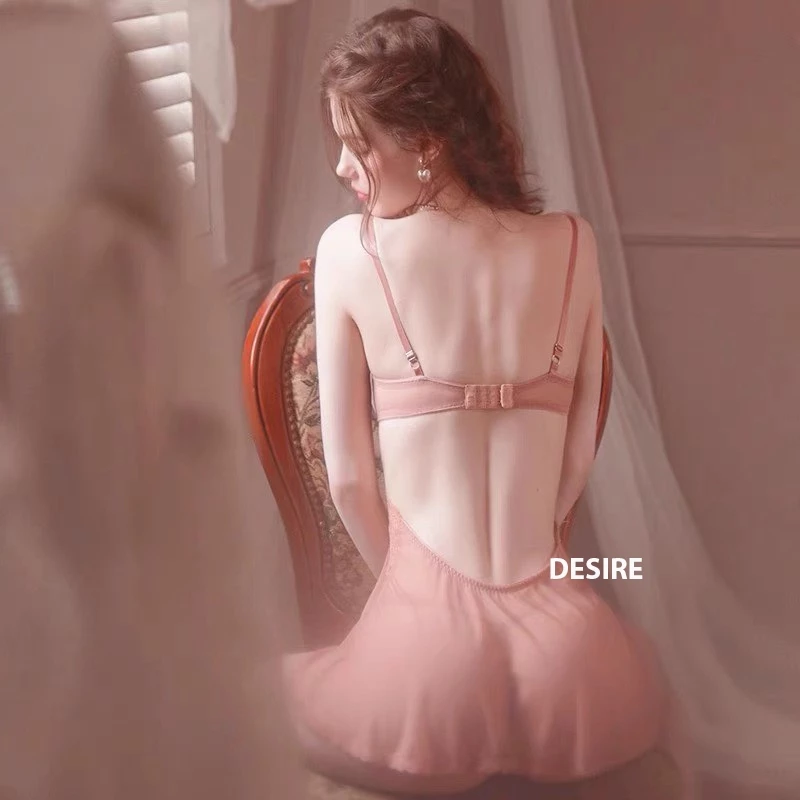 Desire Store, Váy ngủ ren sexy tôn vòng 1 cut out lưng gợi cảm kèm chip DESIRE VN-8633 image 2 of 21