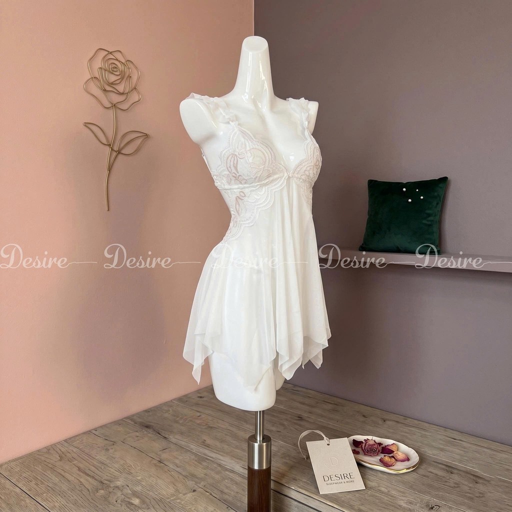 Desire Store, Váy Ngủ Ren Cài Trước Xuyên Thấu Có Mút Đệm Ngực Sexy Kèm Quần Chip DESIRE VN-1052-1 - Trắng image 13 of 14