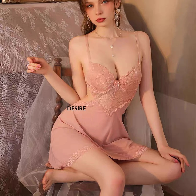 Desire Store, Váy ngủ ren kèm mút ngực cut out lưng gợi cảm DESIRE VN-8581 image 1 of 7
