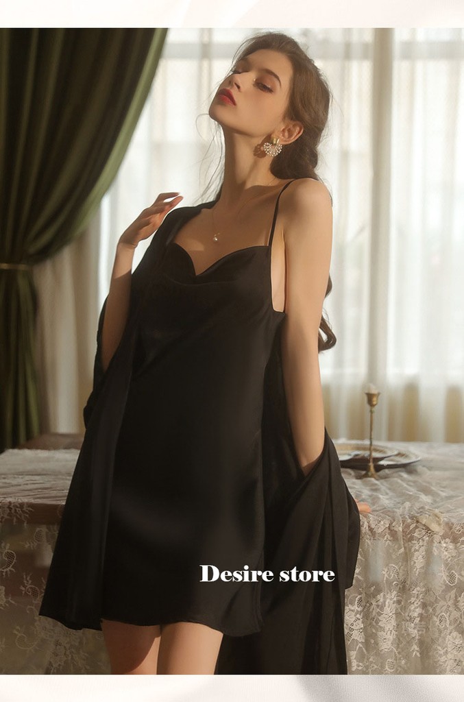 Desire Store, Set Váy ngủ lụa và áo choàng hai dây cổ đổ cao cấp gợi cảm kèm áo choàng Desire VN-1910 image 3 of 10