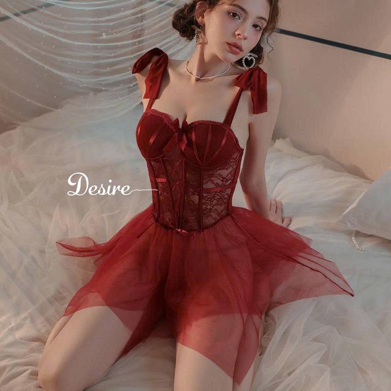 Desire Store, Váy ngủ ren đỏ hai dây cúp ngực sexy kèm quần chip DESIRE- 1059 (Sexy red lace camisole nightdress with matching panties DESIRE-1059) image 3 of 7