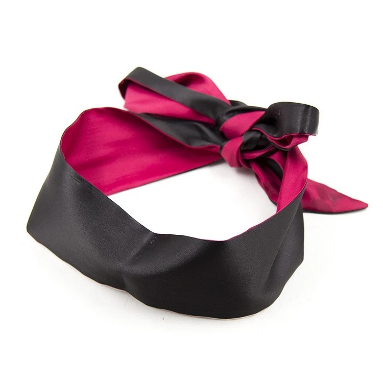 Desire Store, Bịt mắt ngủ lụa hai mặt đỏ đen Sexy Cosplay – Dải lụa bịt mắt gợi cảm Desire BM-002 image 6 of 9