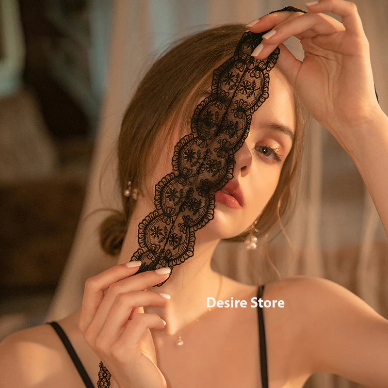 Desire Store, Mặt nạ ren Bịt mắt ren gợi cảm phối đồ cosplay sexy W23 image 1 of 10