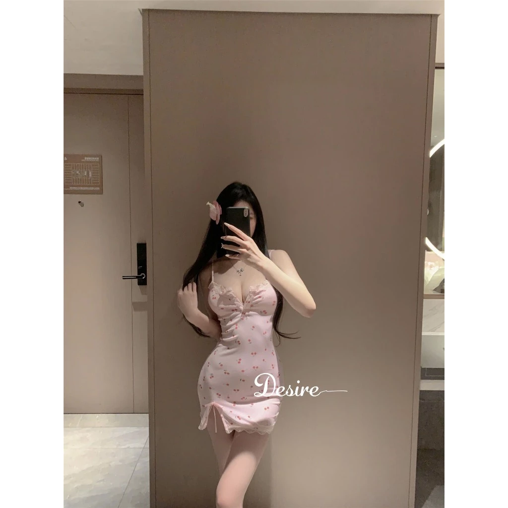 Desire Store, Váy ngủ hai dây ôm body họa tiết cherry - Đầm ngủ nữ viền ren xẻ tà thắt nơ quyến rũ DESIRE C123 image 3 of 10