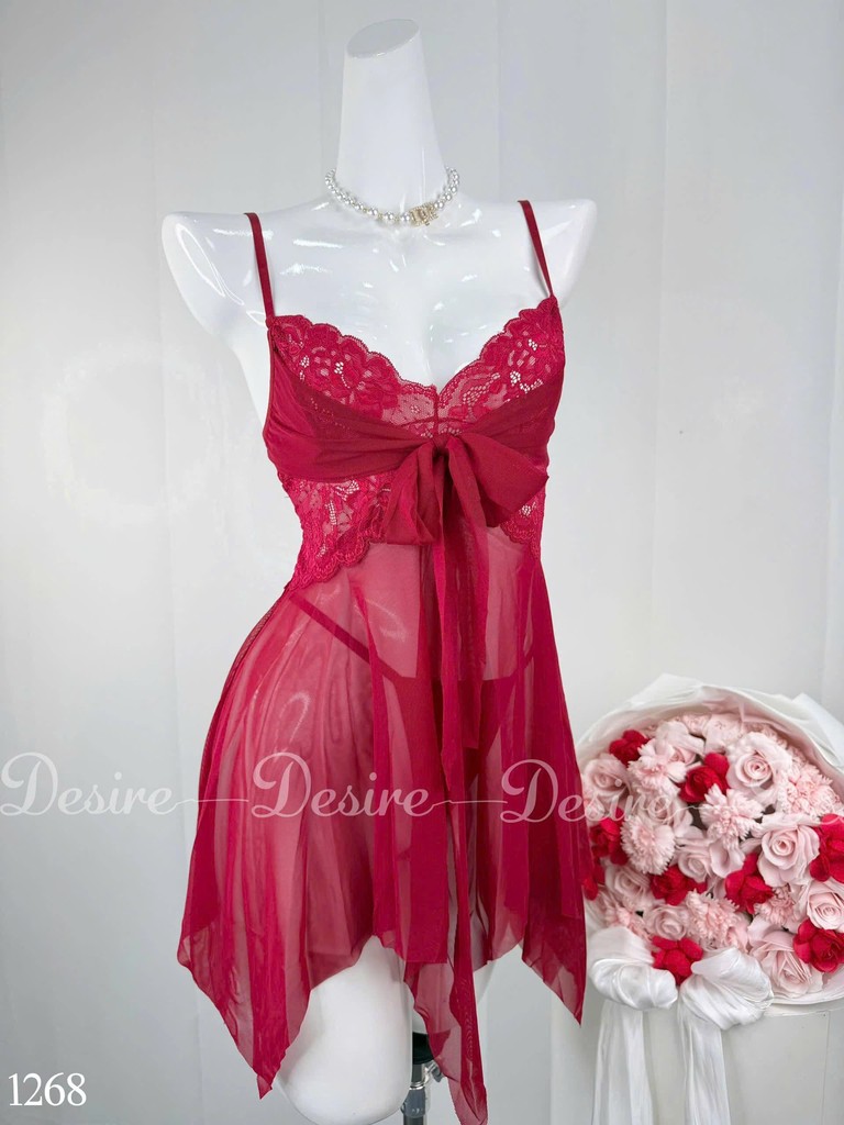Desire Store, Váy Ngủ Ren Lưới Tà Tách Sành Điệu Tôn Dáng DESIRE-1268 (Stylish, Figure-Flattering Lace and Mesh Slit-Hem Nightgown DESIRE-1268) image 2 of 9