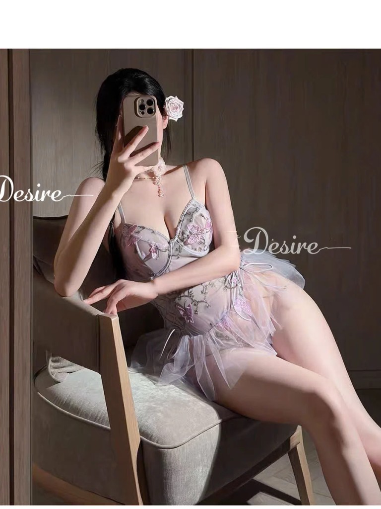 Desire Store, Bodysuit Ren Thêu Hoa Sexy - Đồ Ngủ Liền Thân Xuyên Thấu Gợi Cảm Phong Cách Nàng Thơ DESIRE 1306 image 9 of 12