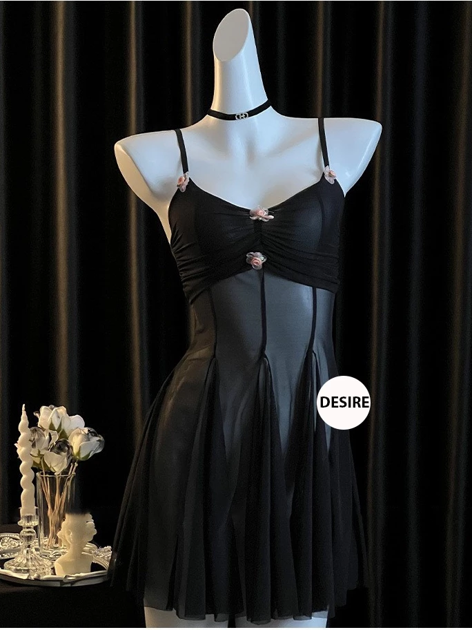 Desire Store, Váy ngủ ren xuyên thấu đính hoa kèm quần chip DESIRE VN-8610-1 image 6 of 10