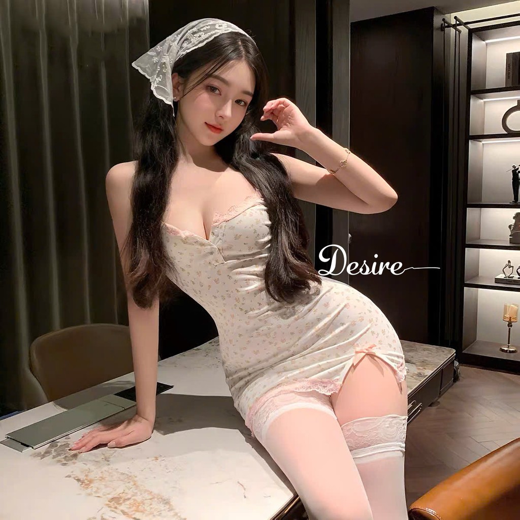Desire Store, Váy Ngủ Hai Dây Hoa Nhí Phong Cách Sexy Girl - Đầm Ngủ Thun Gân Co Giãn Ôm Body Phối Nơ DESIRE C121 image 3 of 12
