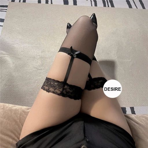 Tất đùi nữ trái tim phối ren phong cách gợi cảm sexy cosplay phòng the DESIRE W7007 Tất Đen đai đen W15 - Available variant