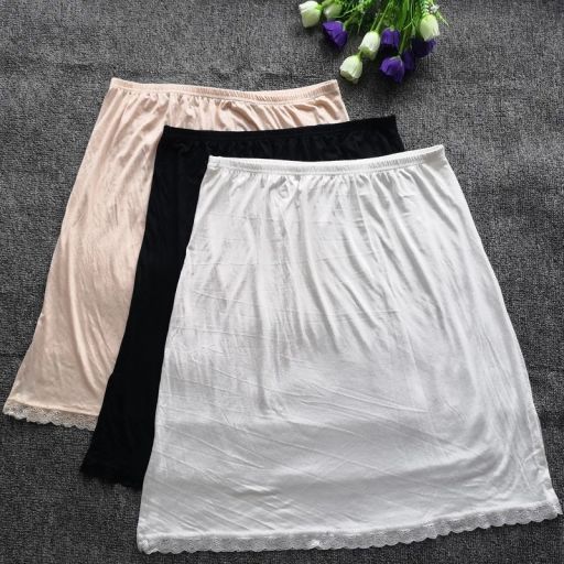 Chân váy lót dáng ôm Thun Modal (Gỗ sồi) co dãn mát mịn Chân váy mặc lót trong VNN-0098 Đen viền ren 40cm - Available variant