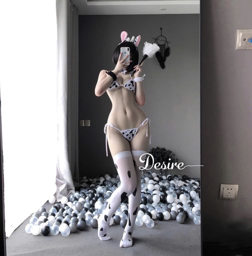 Bộ đồ ngủ Cosplay cô nàng bò sữa đầy đủ phụ kiện gợi cảm sexy DESIRE VN-2389 Full Set - Available variant