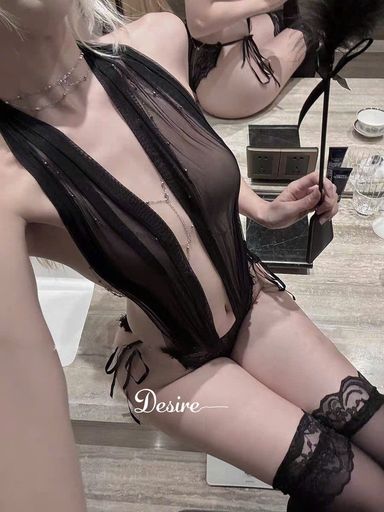 Bộ liền thân yếm cột dây chất ren mềm gợi cảm Desire VN-8859-2 Đen - Available variant