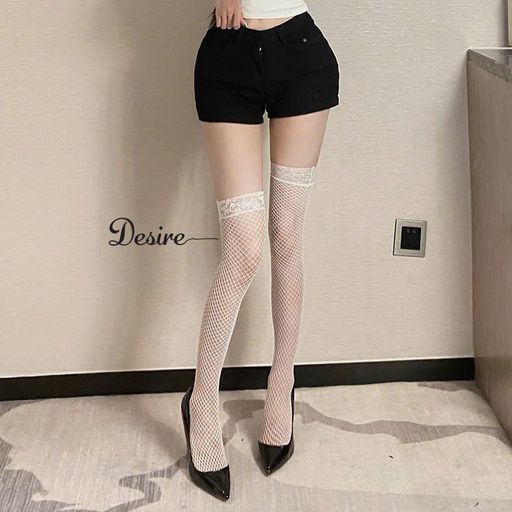 Tất lưới đùi nữ ren dài trên gối phong cách gợi cảm sexy cosplay phòng the DESIRE T-001 Trắng - Available variant