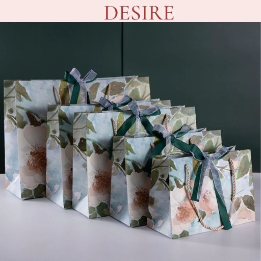 Desire Store, Túi giấy đựng quà sang trọng hoạ tiết tranh sơn dầu XANH LÁ hình chữ nhật hộp quà thắt nơ lụa túi quà TQ-02 - 25.000 ₫